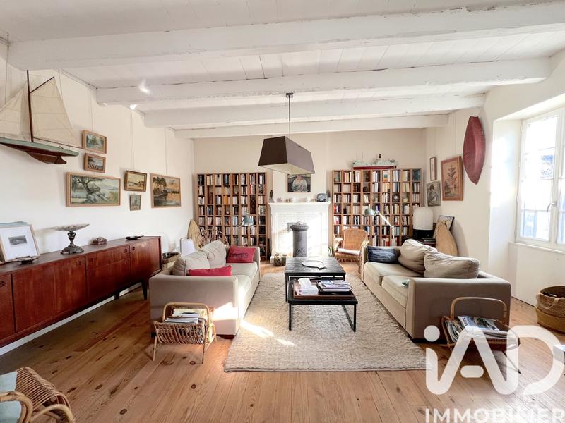 Maison - 139 m² - 6 pièces