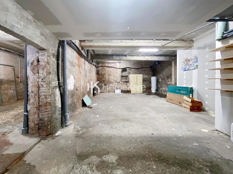 Maison de ville - 210 m² - 5 pièces