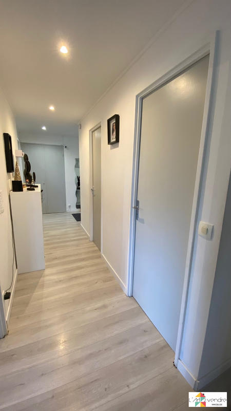 Appartement - 94 m² - 4 pièces