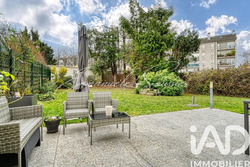 Maison - 137 m² - 6 pièces