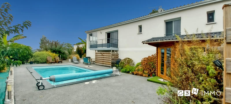 Maison - 165 m² - 5 pièces