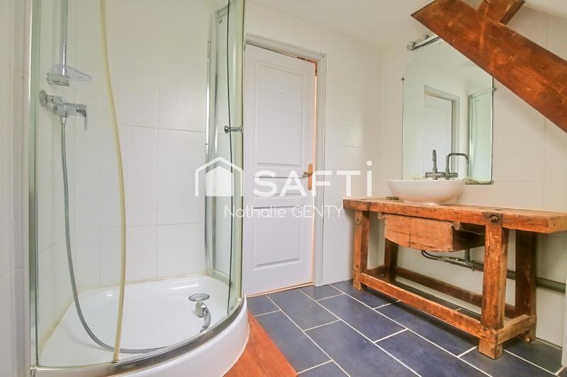 Maison - 328 m² - 9 pièces