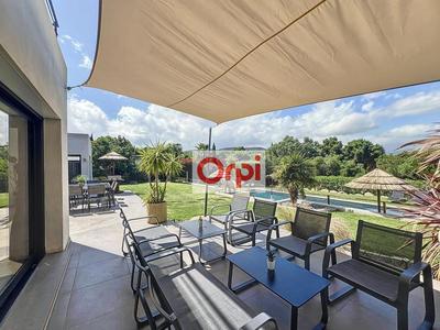 Villa - 169 m² - 5 pièces