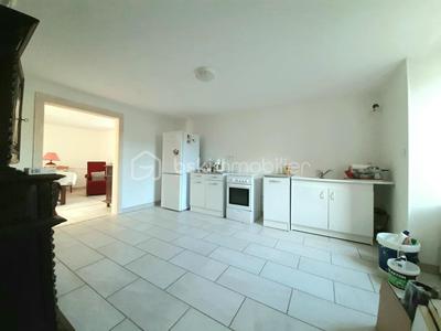 Maison en pierre - 79 m² - 3 pièces