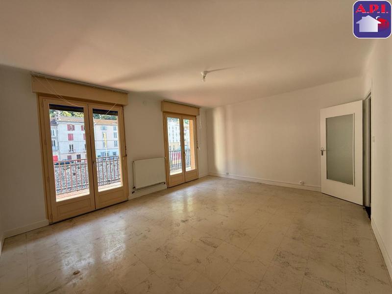 Appartement - 70 m² - 3 pièces