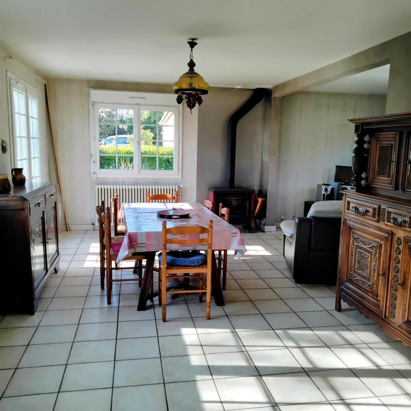 Maison - 102 m² - 6 pièces