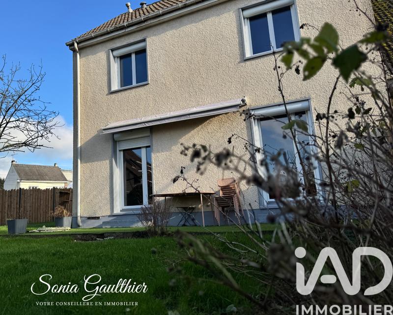 Maison - 90 m² - 5 pièces