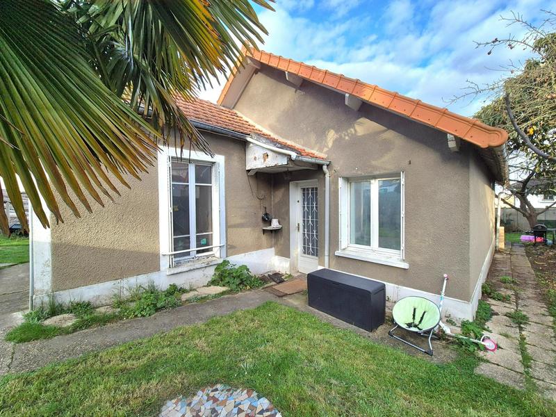 Maison - 93 m² - 4 pièces