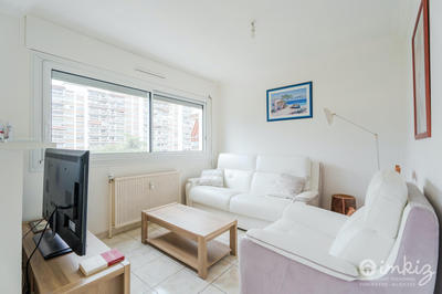 Appartement - 82 m² - 3 pièces