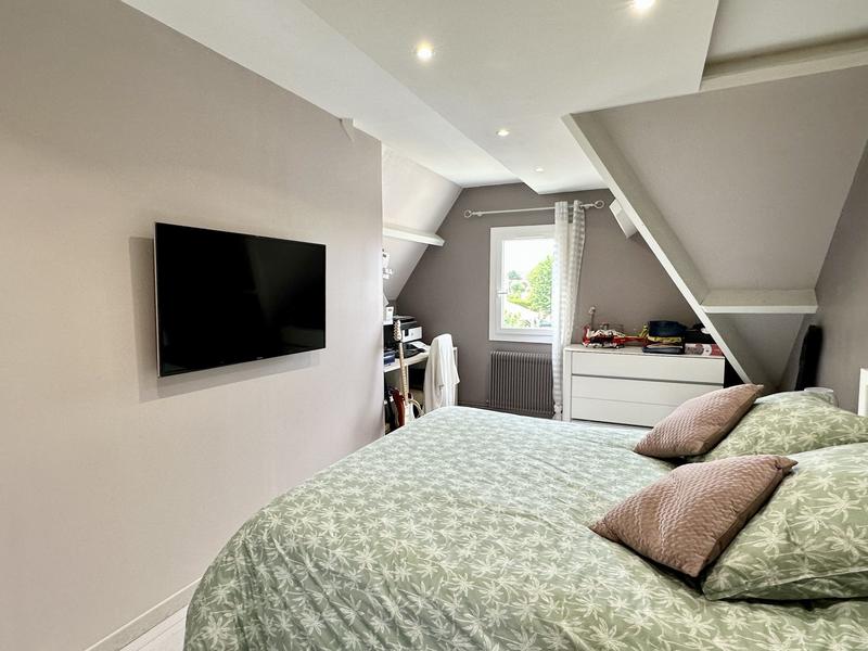 Maison - 96 m² - 4 pièces