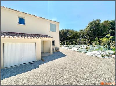 Maison - 84 m² - 5 pièces