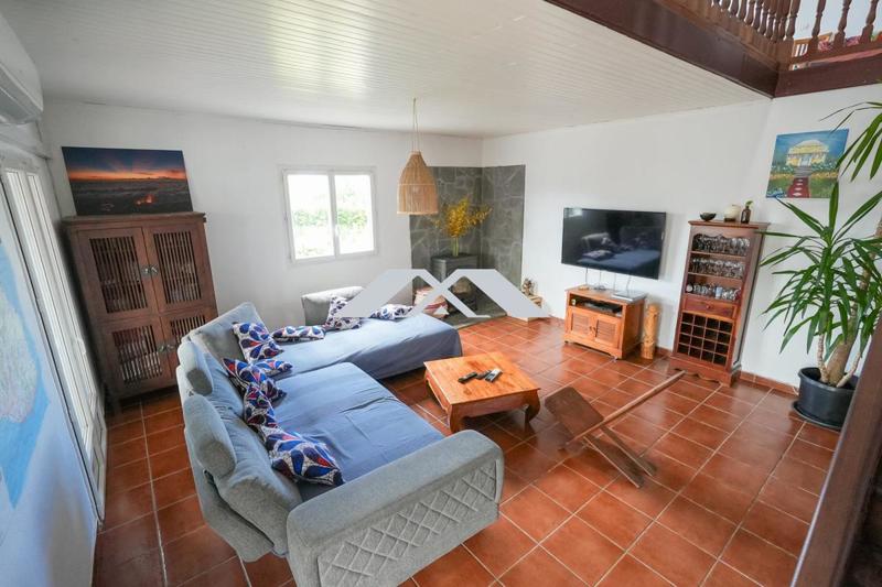 Villa - 196 m² - 8 pièces