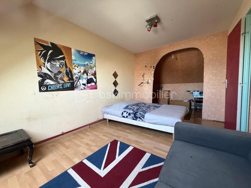 Maison - 106 m² - 9 pièces