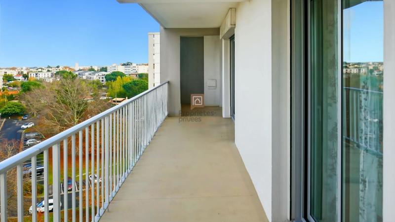 Appartement - 112 m² - 4 pièces