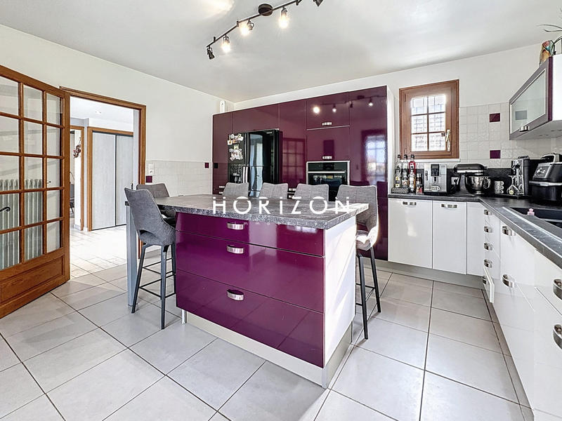 Maison ancienne - 165 m² - 8 pièces