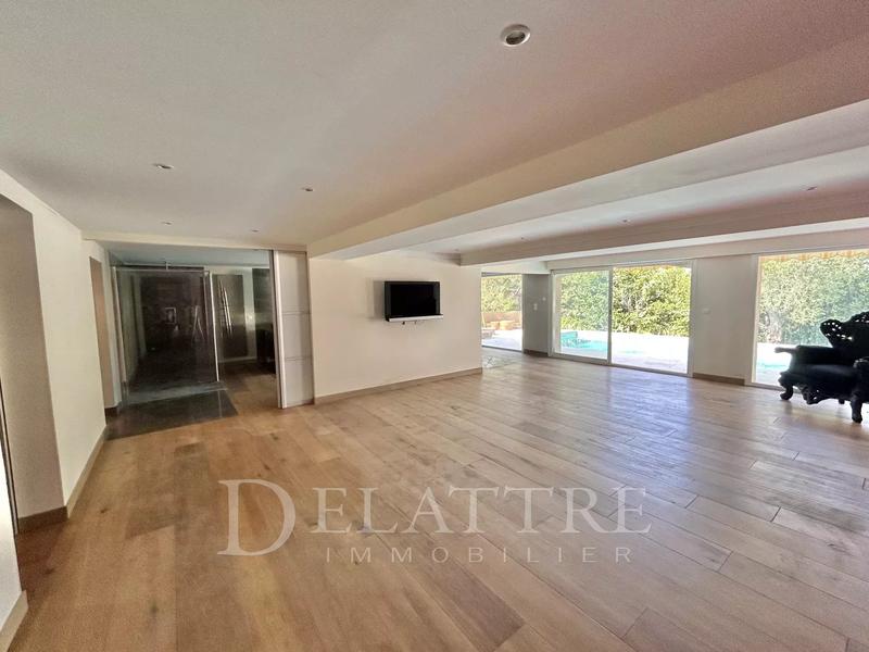 Villa - 430 m² - 10 pièces