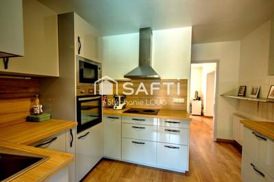 Maison - 87 m² - 5 pièces