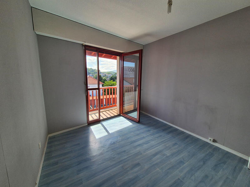 Appartement - 83 m² - 3 pièces
