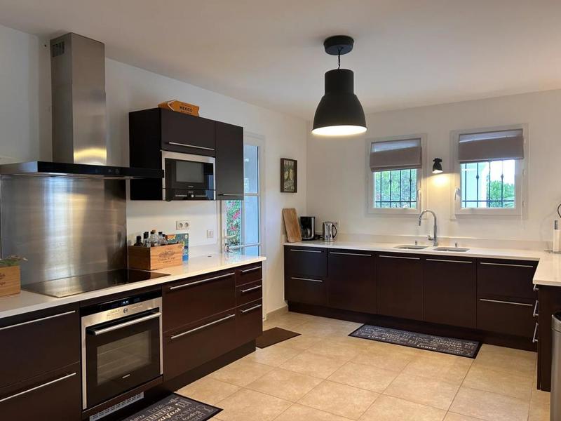 Maison - 174 m² - 5 pièces