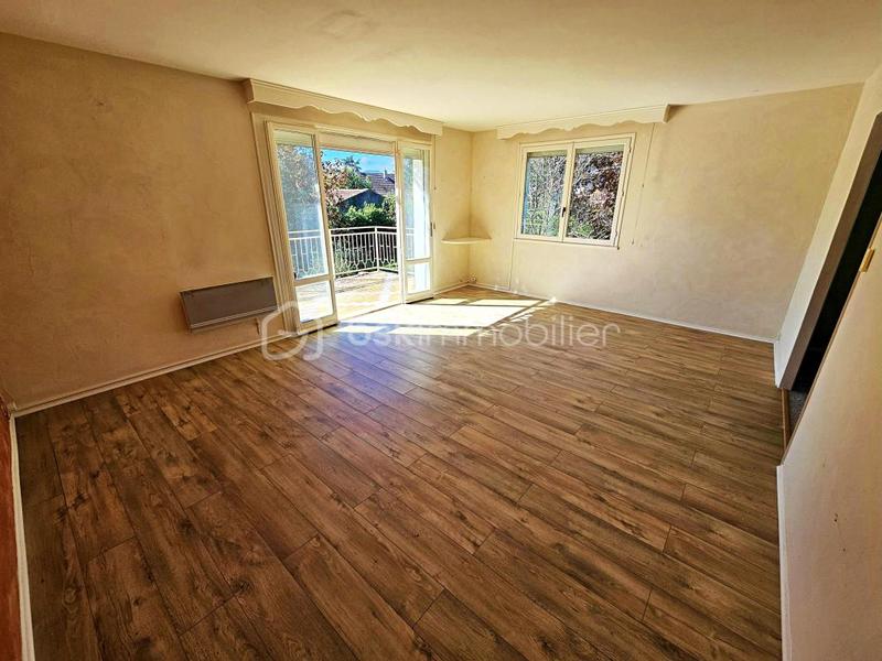 Maison traditionnelle - 84 m² - 5 pièces