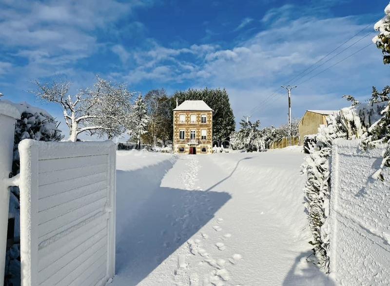 Maison en pierre - 86 m² - 3 pièces