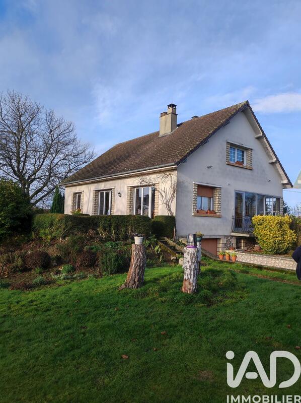 Maison - 94 m² - 5 pièces