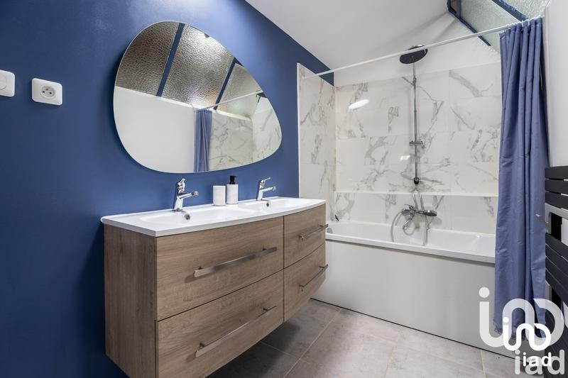 Maison - 179 m² - 13 pièces