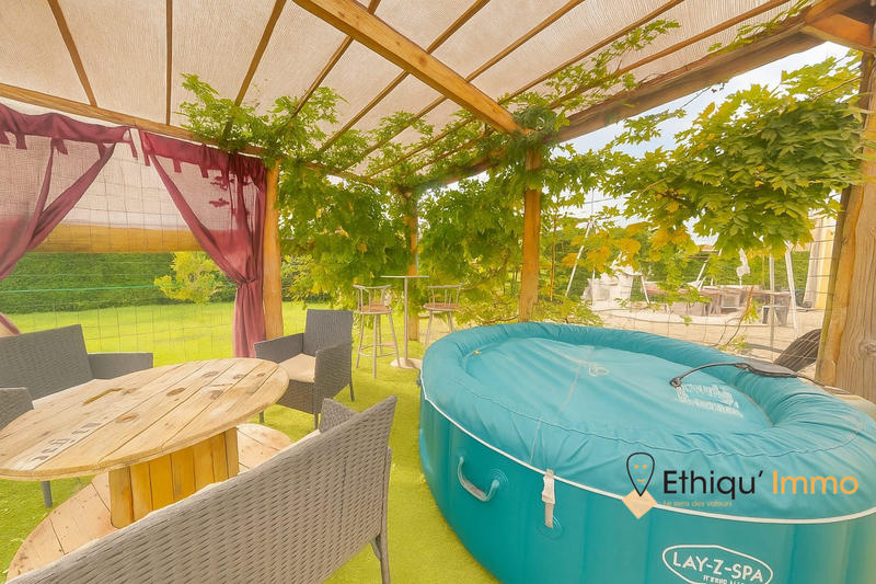 Maison - 100 m² - 5 pièces