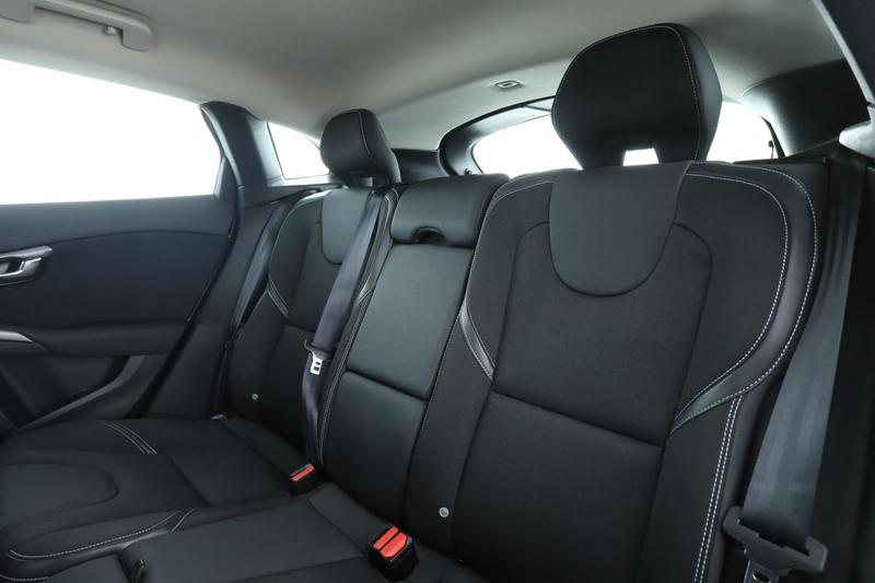 Volvo V40 2.0 T2 Business 122 ch