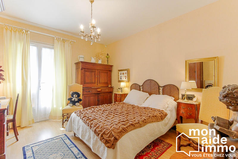 Maison - 172 m² - 6 pièces