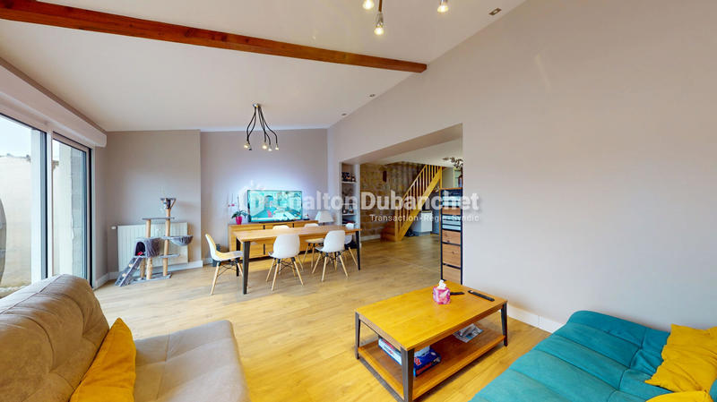 Maison - 163 m² - 7 pièces