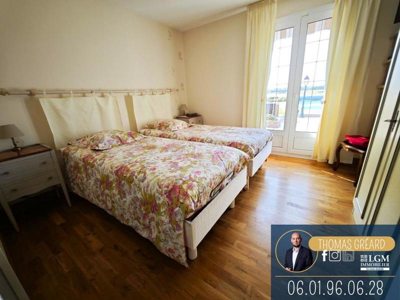 Maison - 160 m² - 5 pièces