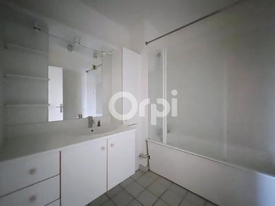 Appartement - 96 m² - 4 pièces