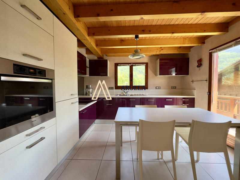 Maison - 156 m² - 6 pièces