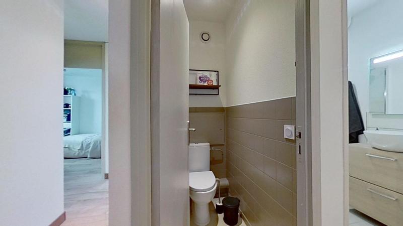 Appartement - 85 m² - 5 pièces