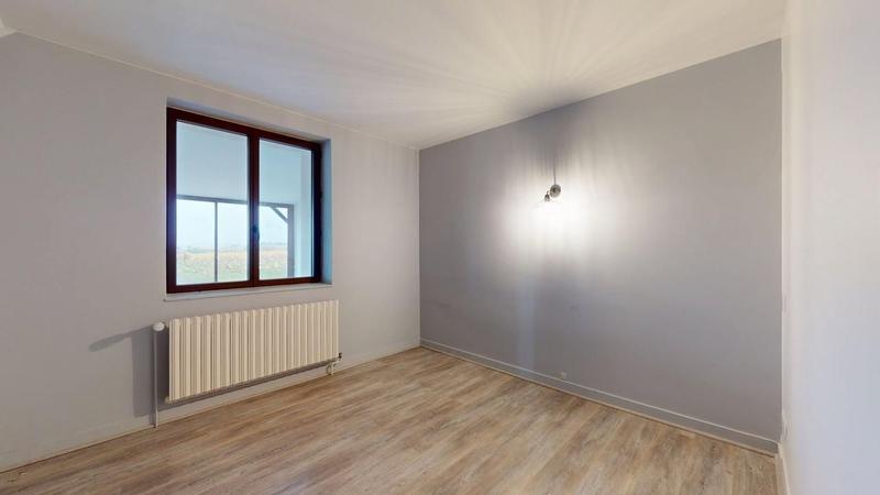 Maison - 260 m² - 6 pièces