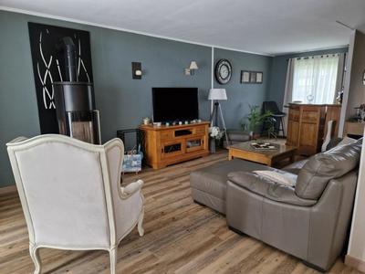 Maison - 106 m² - 4 pièces