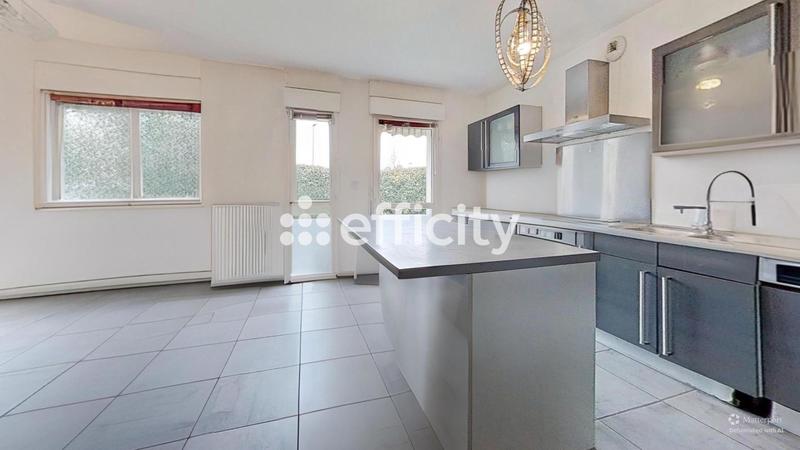 Appartement - 81 m² - 4 pièces