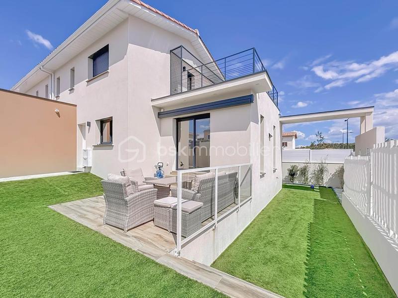 Maison - 104 m² - 5 pièces