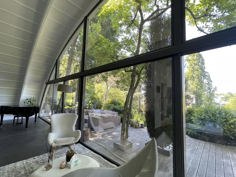 Maison - 260 m² - 7 pièces