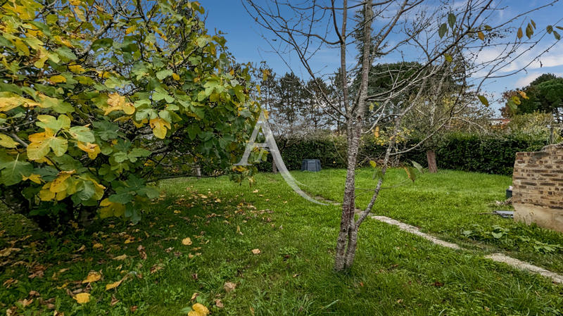 Maison - 163 m² - 9 pièces