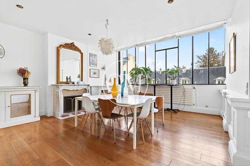 Loft - 229 m² - 7 pièces