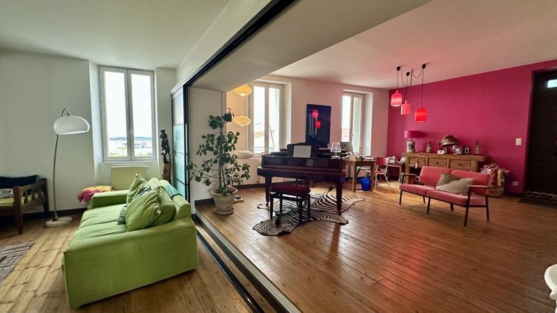 Maison bourgeoise - 305 m² - 10 pièces