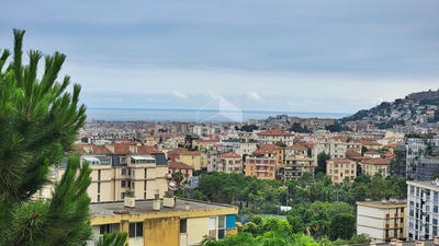 Appartement - 75 m² - 4 pièces