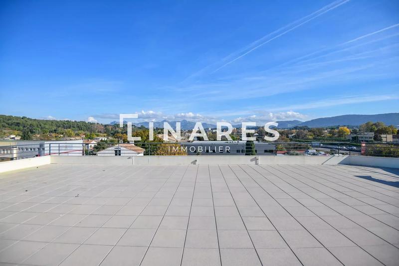 Bureau - 382 m² - 11 pièces