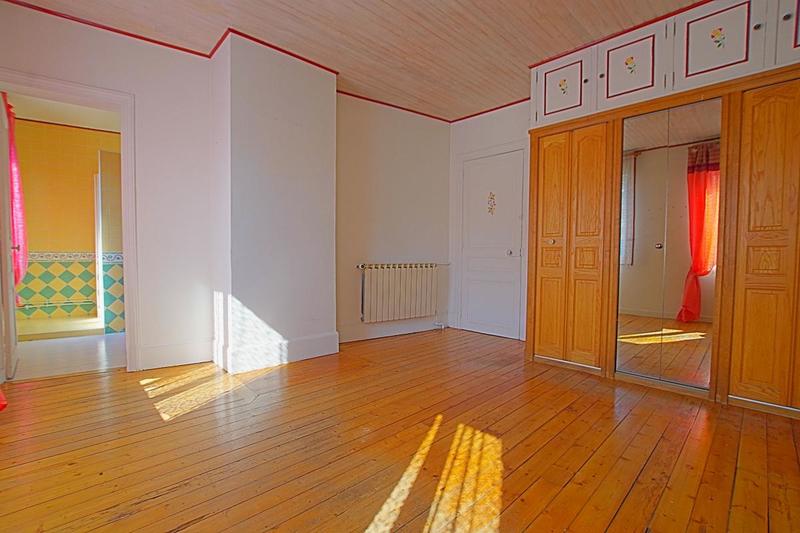 Maison bourgeoise - 278 m² - 7 pièces