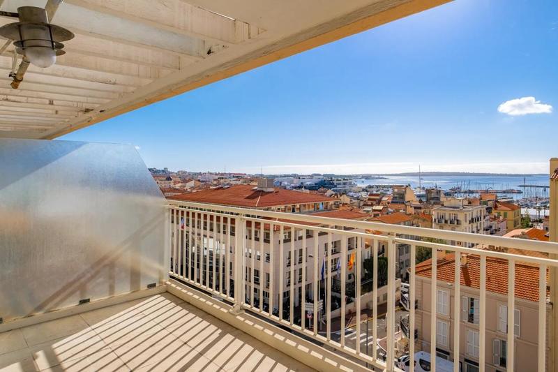 Appartement - 128 m² - 4 pièces