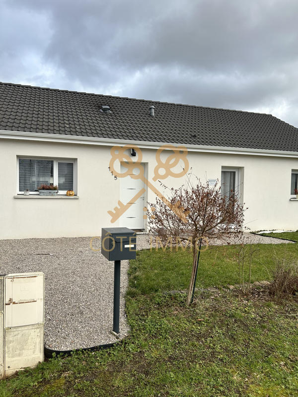 Maison - 95 m² - 4 pièces