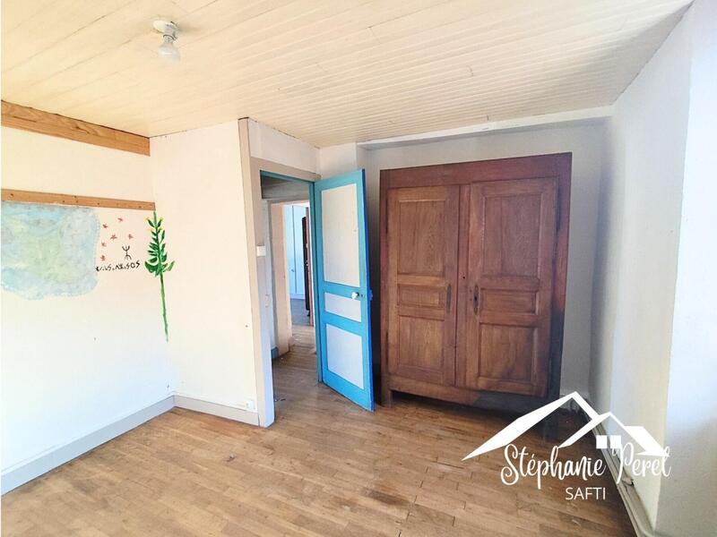 Maison - 83 m² - 5 pièces