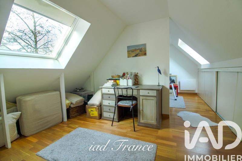 Maison - 169 m² - 8 pièces